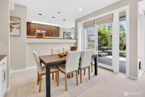 9829 NE 1st Street Bellevue WA 98004