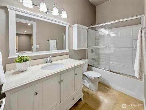 20622 SE 135th Street Issaquah WA 98027