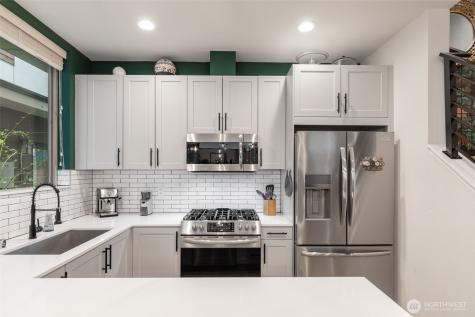 8015 Mary Avenue NW Seattle WA 98117