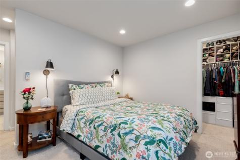 8015 Mary Avenue NW Seattle WA 98117