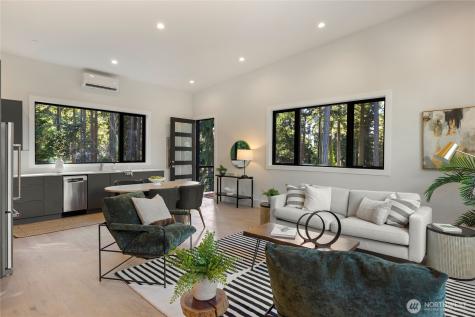 13970 Manzanita Road NE Bainbridge Island WA 98110