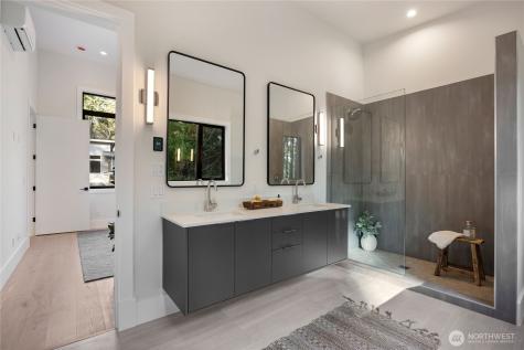 13970 Manzanita Road NE Bainbridge Island WA 98110