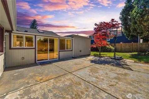 23108 50th Avenue W Mountlake Terrace WA 98043