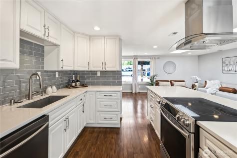 23108 50th Avenue W Mountlake Terrace WA 98043