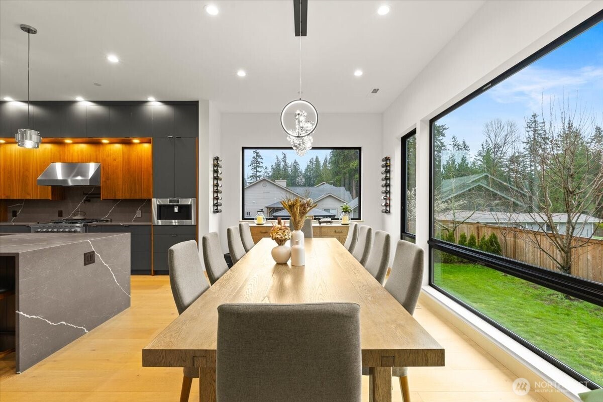 22713 SE 34th Court Sammamish WA 98075