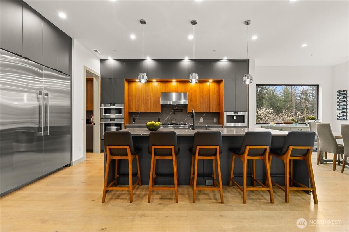 22713 SE 34th Court Sammamish WA 98075