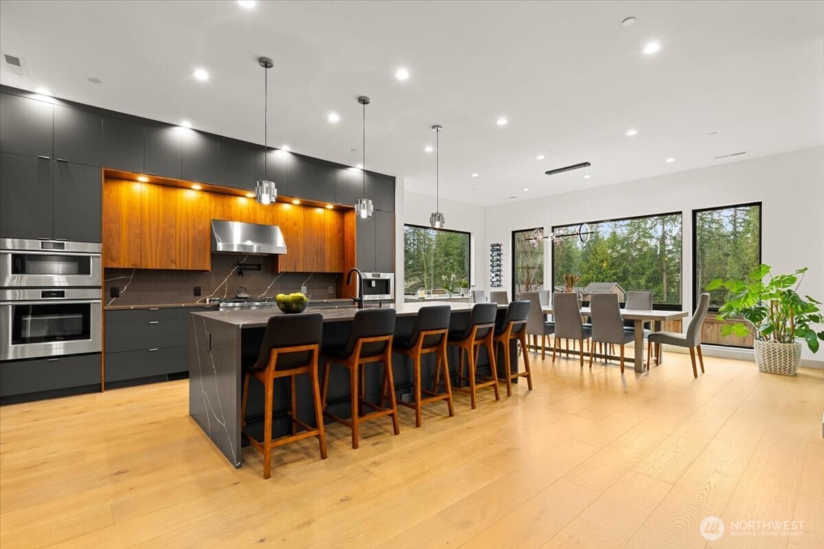 22713 SE 34th Court Sammamish WA 98075