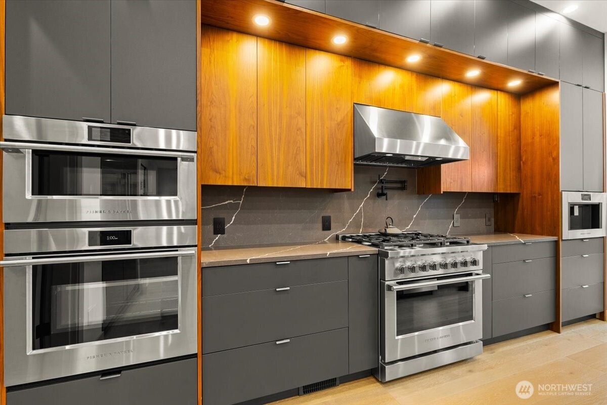 22713 SE 34th Court Sammamish WA 98075