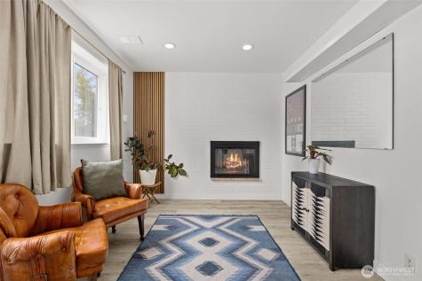 1241 S 129th Street Burien WA 98168
