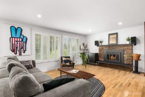 1241 S 129th Street Burien WA 98168