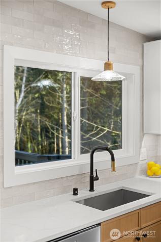 62 165th Avenue SE Bellevue WA 98008