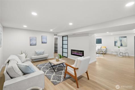 62 165th Avenue SE Bellevue WA 98008