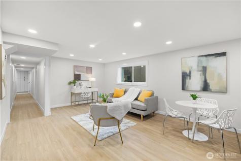 62 165th Avenue SE Bellevue WA 98008