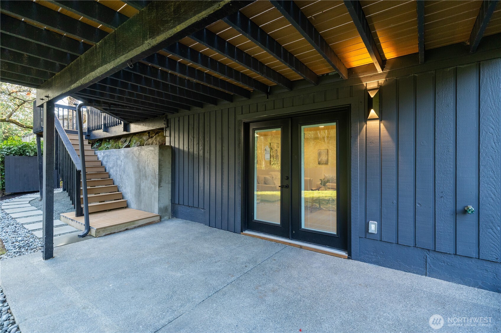 62 165th Avenue SE Bellevue WA 98008