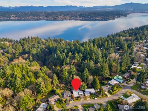 62 165th Avenue SE Bellevue WA 98008