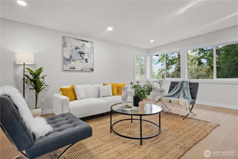 62 165th Avenue SE Bellevue WA 98008