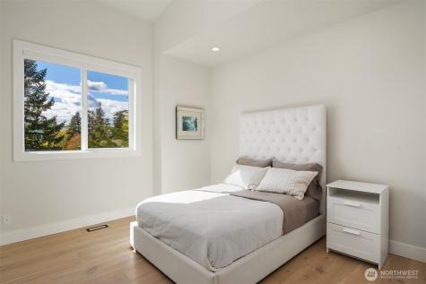 6020 147th Place SE Bellevue WA 98006