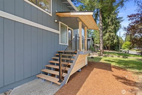 4801 32nd Court SE Lacey WA 98503
