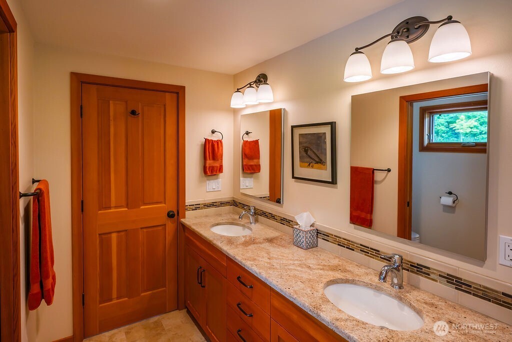 3757 Mud Bay Road Lopez Island WA 98261