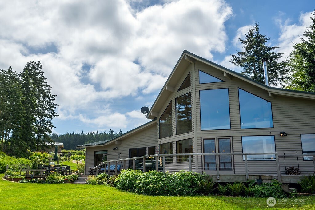 3757 Mud Bay Road Lopez Island WA 98261