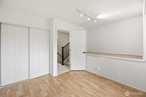 33136 35th Avenue SW Federal Way WA 98023