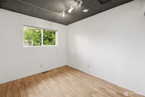 33136 35th Avenue SW Federal Way WA 98023