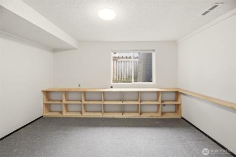 33136 35th Avenue SW Federal Way WA 98023