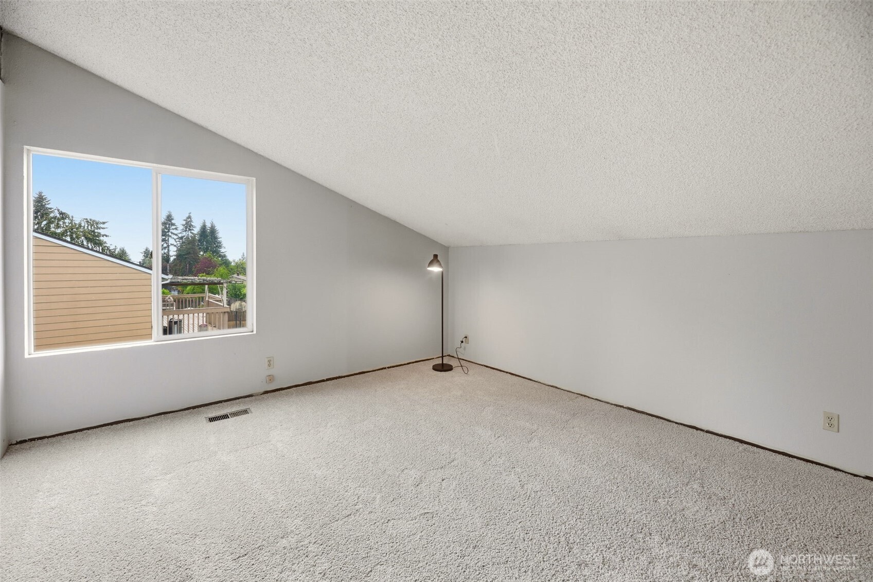33136 35th Avenue SW Federal Way WA 98023