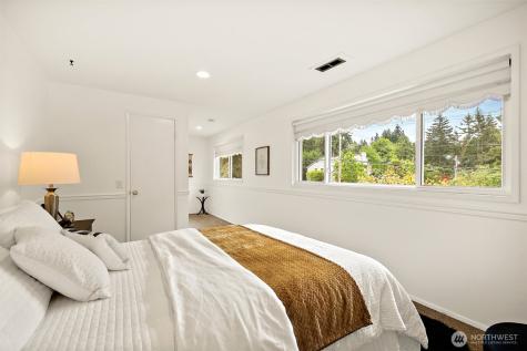 10602 NE 60th Street Kirkland WA 98033