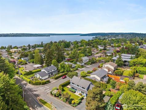 10602 NE 60th Street Kirkland WA 98033