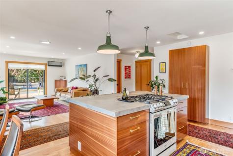 1738 Washington Street Port Townsend WA 98368