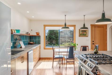 1738 Washington Street Port Townsend WA 98368