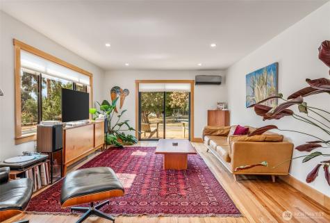 1738 Washington Street Port Townsend WA 98368