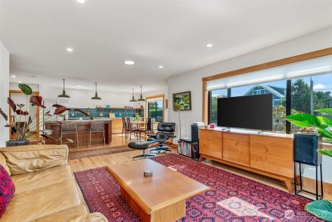 1738 Washington Street Port Townsend WA 98368