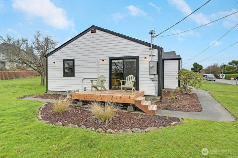1738 Washington Street Port Townsend WA 98368