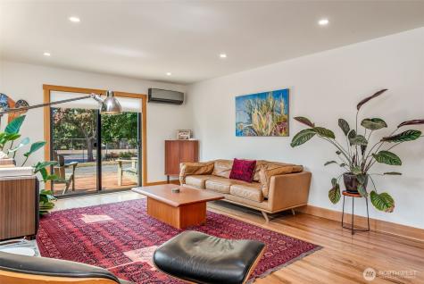 1738 Washington Street Port Townsend WA 98368