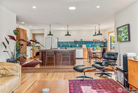 1738 Washington Street Port Townsend WA 98368