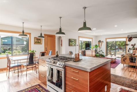 1738 Washington Street Port Townsend WA 98368