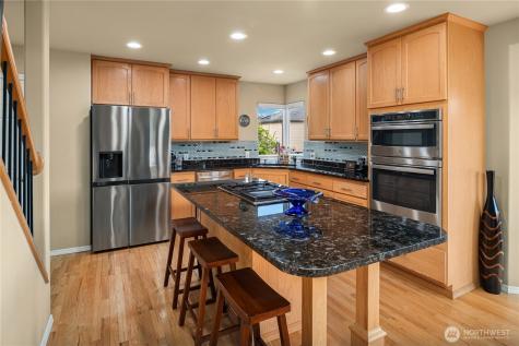 1320 N 38 Street Renton WA 98056
