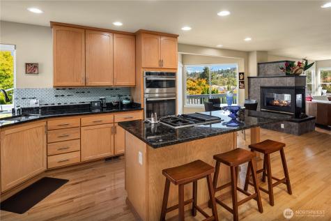 1320 N 38 Street Renton WA 98056