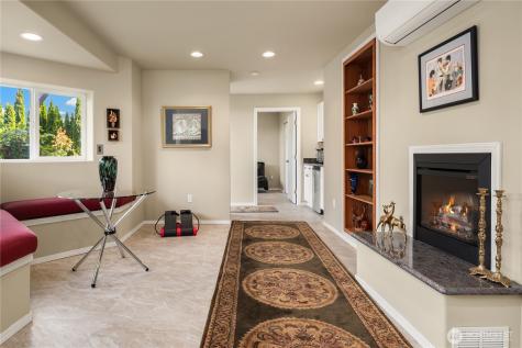 1320 N 38 Street Renton WA 98056