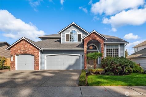 1320 N 38 Street Renton WA 98056