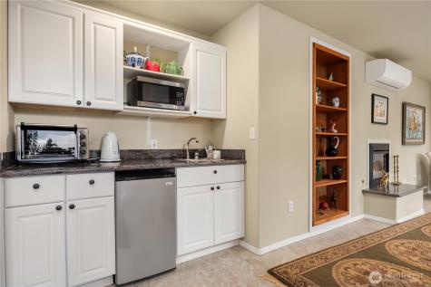 1320 N 38 Street Renton WA 98056