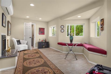 1320 N 38 Street Renton WA 98056