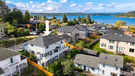 1320 N 38 Street Renton WA 98056