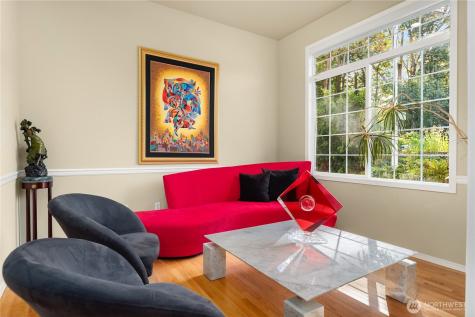 1320 N 38 Street Renton WA 98056