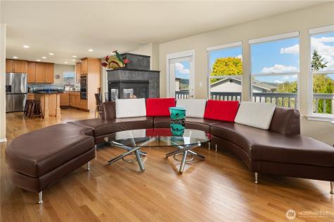 1320 N 38 Street Renton WA 98056