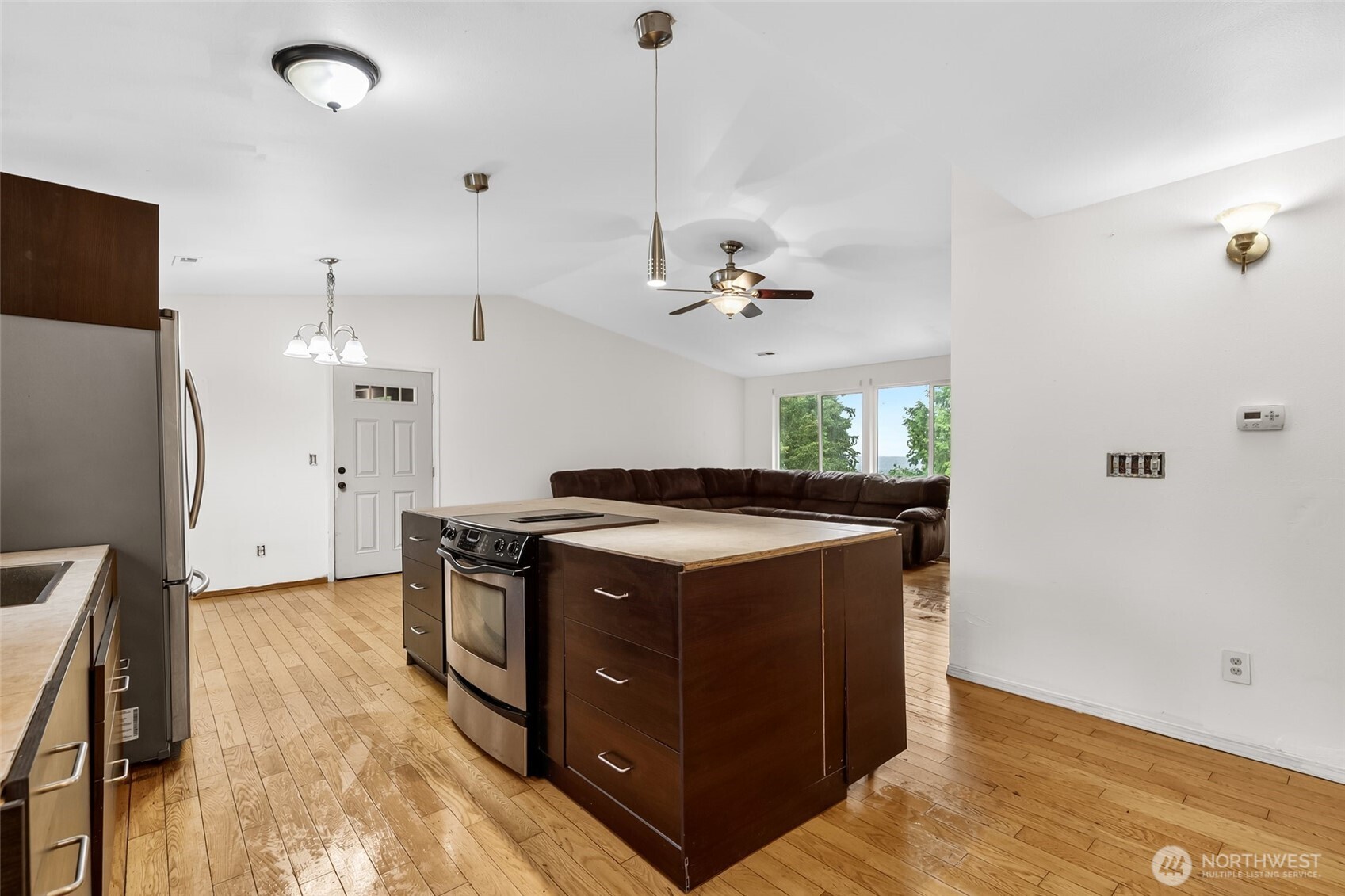 16046 46th Avenue S Tukwila WA 98188