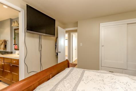 2424 152nd Street Burien WA 98166