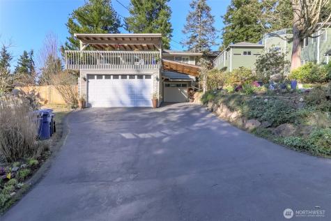 2424 152nd Street Burien WA 98166